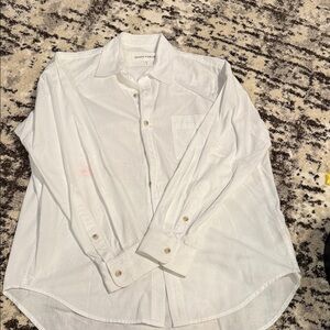 Denim Forum Classic White Button-Down Shirt